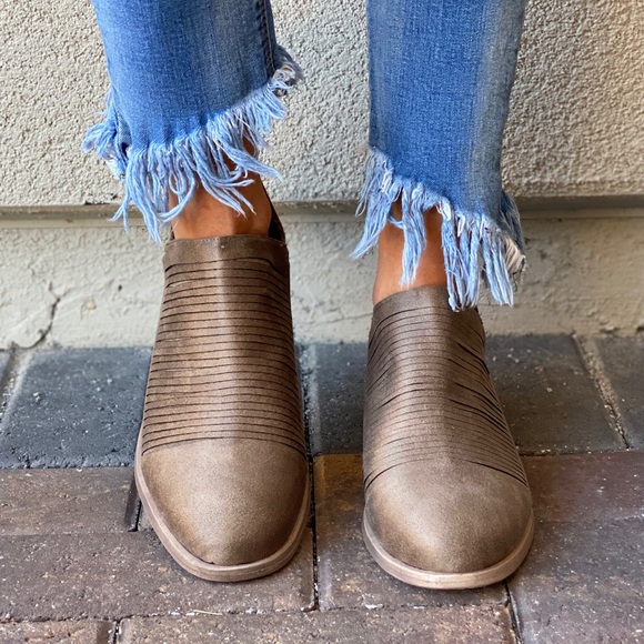 low profile ankle boots